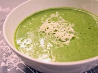 Ispanaklı Tarhana Çorbası Tarifi ve Malzemeleri