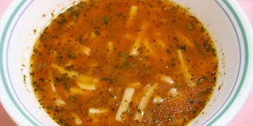 Erişteli Tarhana Çorbası Tarifi ve Malzemeleri